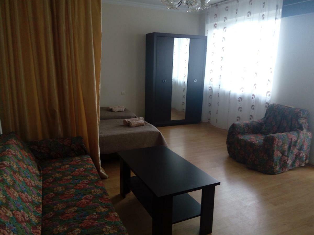 Apartment Khimshiashvili 9 Batumi Eksteriør billede